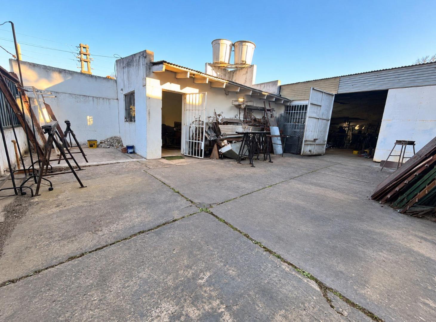 Foto de GALPON EN VENTA RINGUELET - LA PLATA, imagen 3
