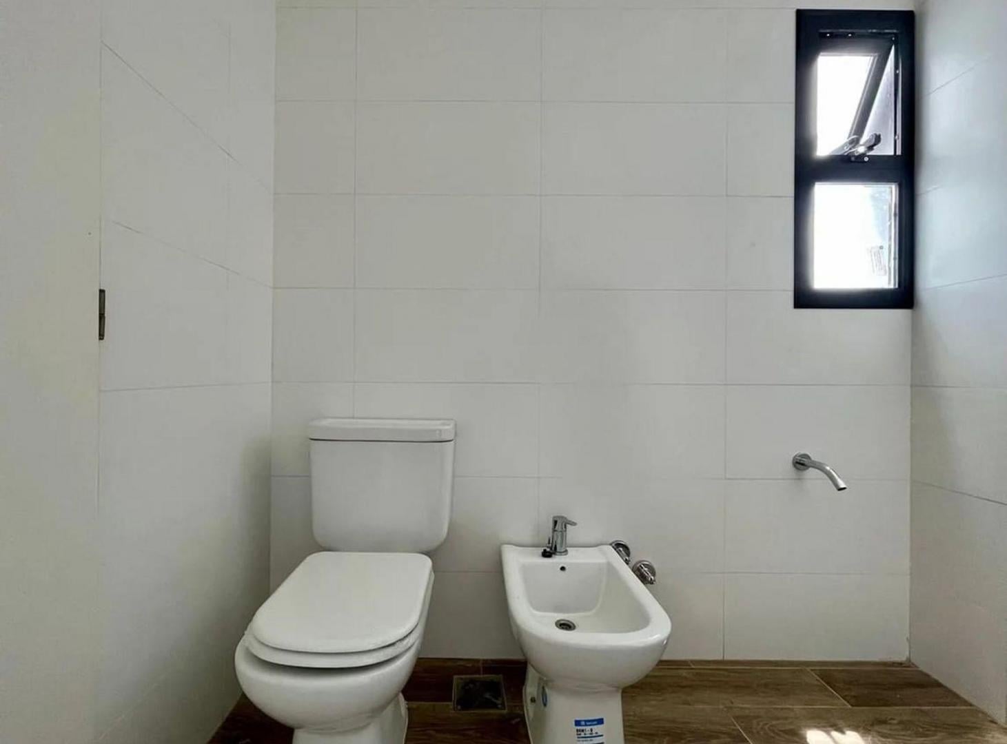 Foto de MONOAMBIENTE EN VENTA LA PLATA A ESTRENAR, imagen 5