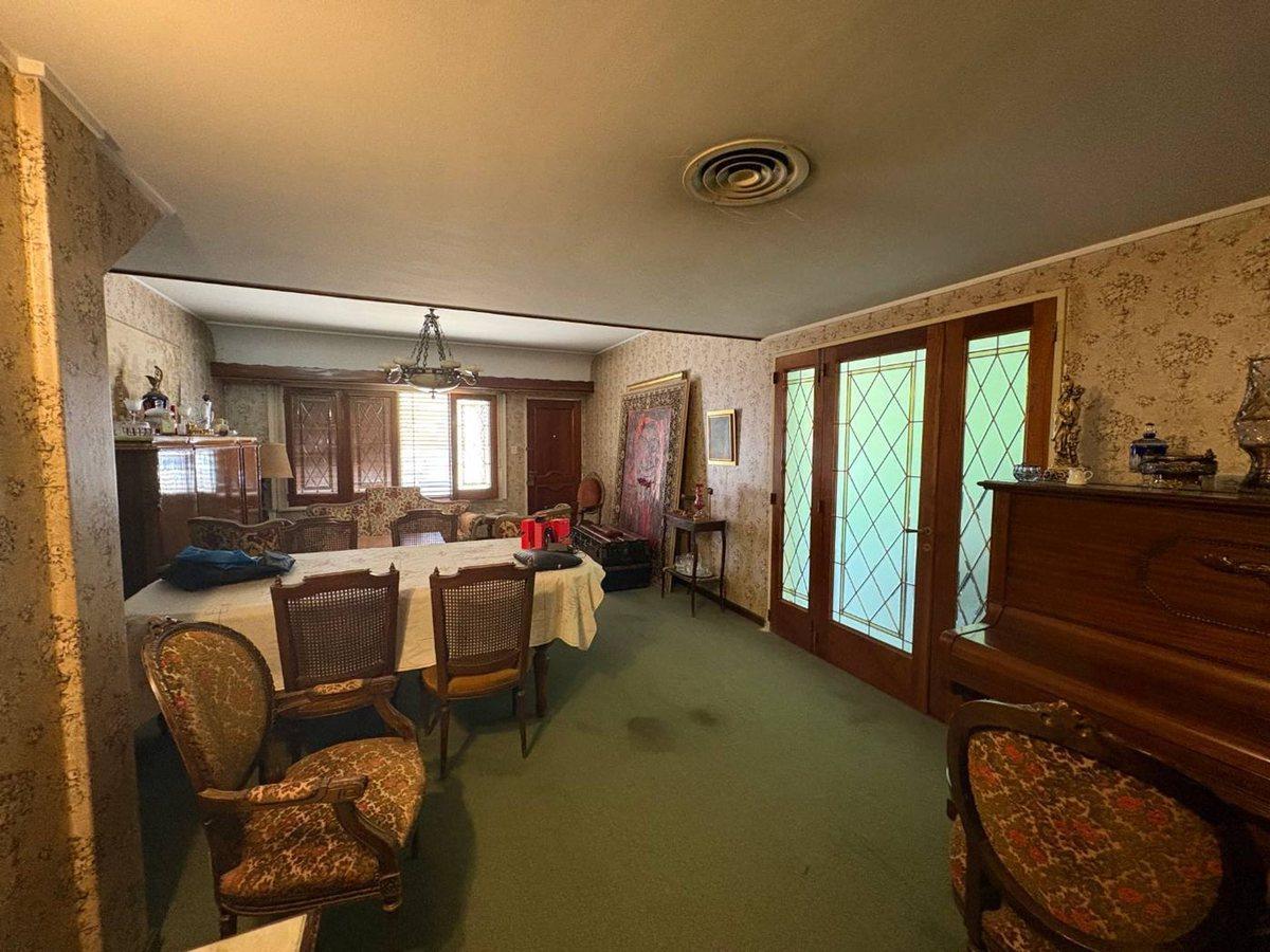 Foto de CASA CON GALPON EN VENTA LA PLATA - APTO BANCO, imagen 4