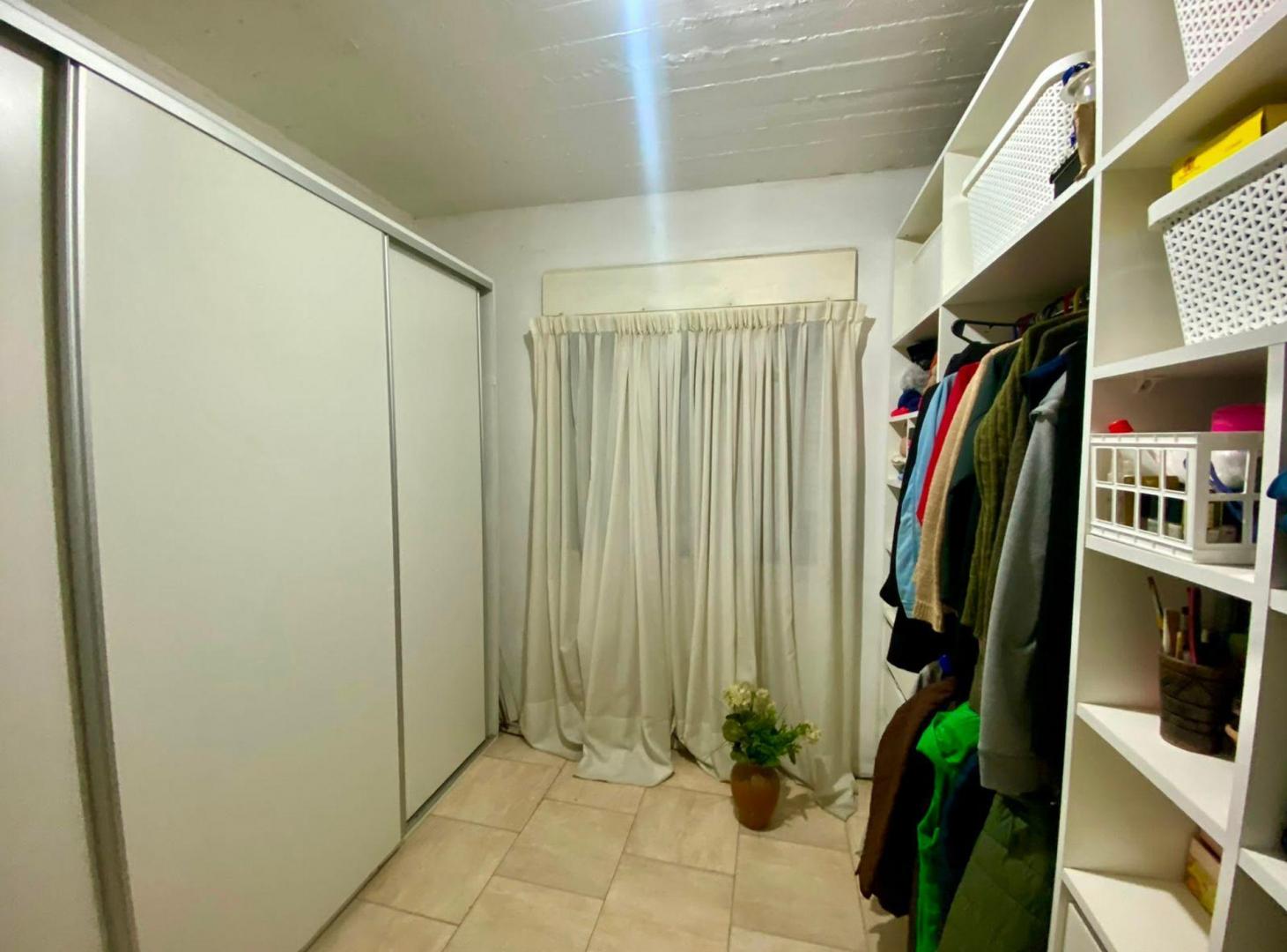 Foto de Departamento Venta Gonnet 2 Dormitorios cochera, imagen 2