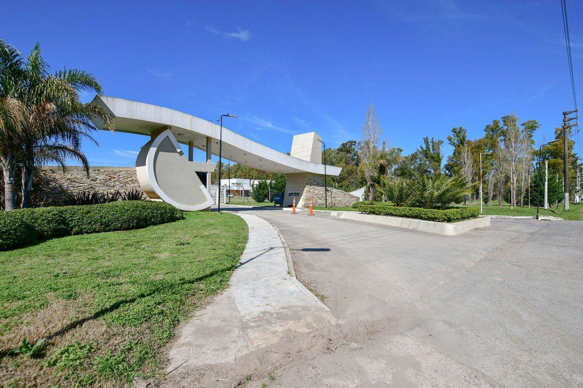 Foto de LOTE EN VENTA EN LAS CAROLINAS BARRIO CERRADO, imagen 5