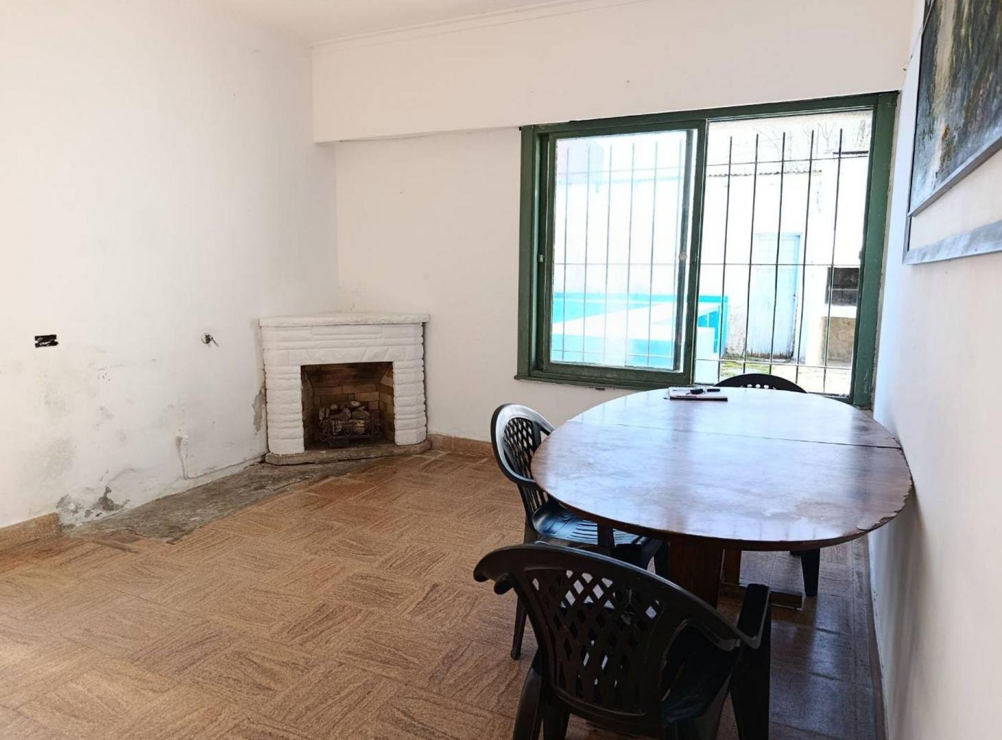 Foto de CASA EN VENTA BERISSO APTA BANCO CON LOCAL, imagen 2