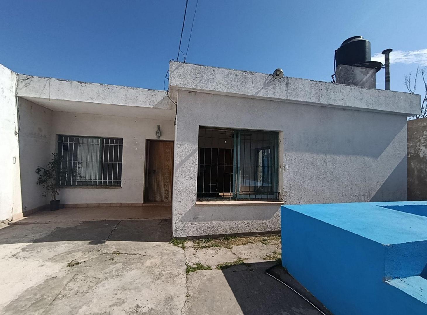 Foto de CASA EN VENTA BERISSO APTA BANCO CON LOCAL, imagen 1