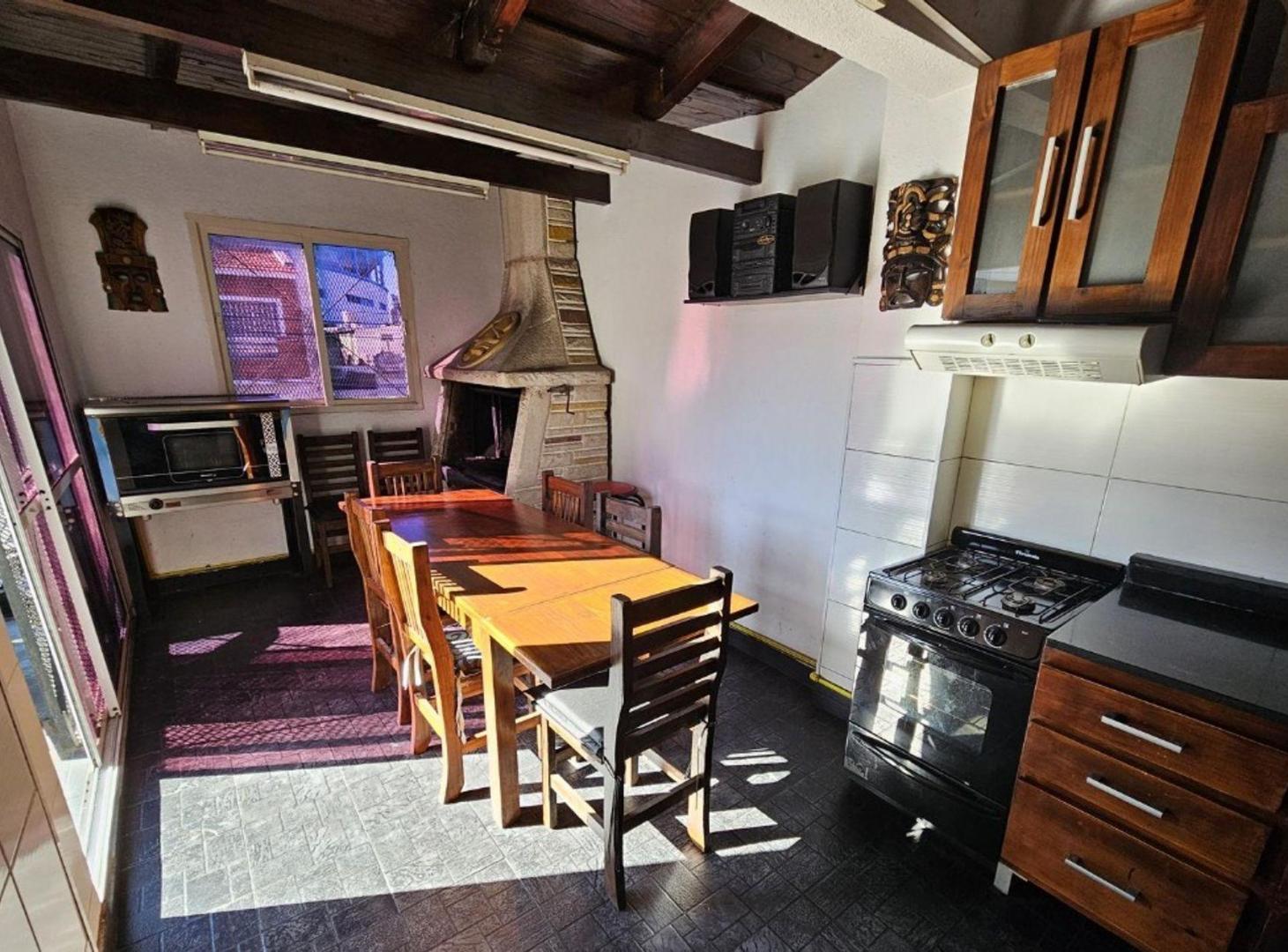 Foto de CASA EN VENTA AVELLANEDA 6 AMBIENTES, imagen 5