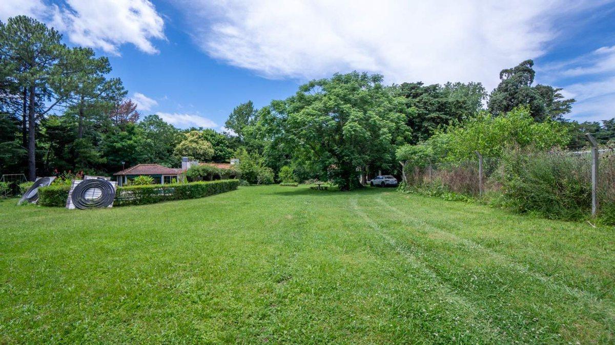 Foto de CASA QUINTA EN VENTA SICARDI 2 DORMITORIOS PILETA, imagen 4