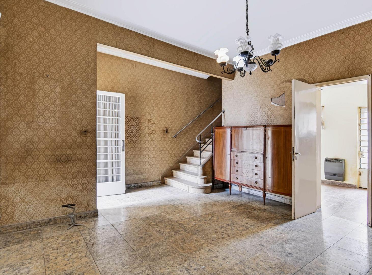 Foto de Casa en venta en La Plata a refaccionar, imagen 1