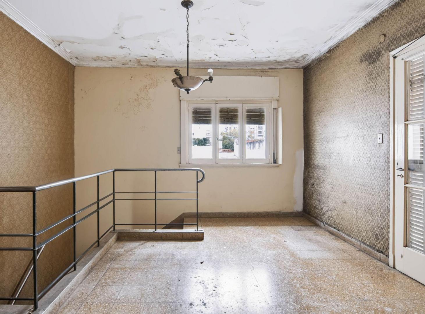 Foto de Casa en venta en La Plata a refaccionar, imagen 3