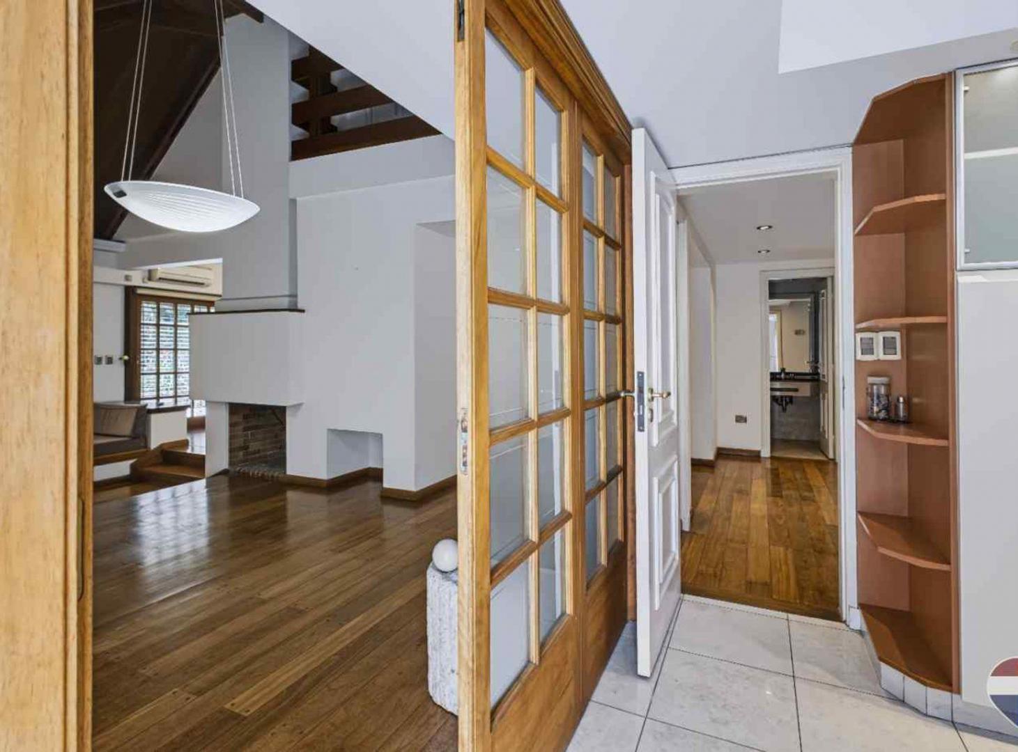Foto de CASA EN VENTA LA PLATA 4 DORMITORIOS DE CATEGORIA, imagen 3