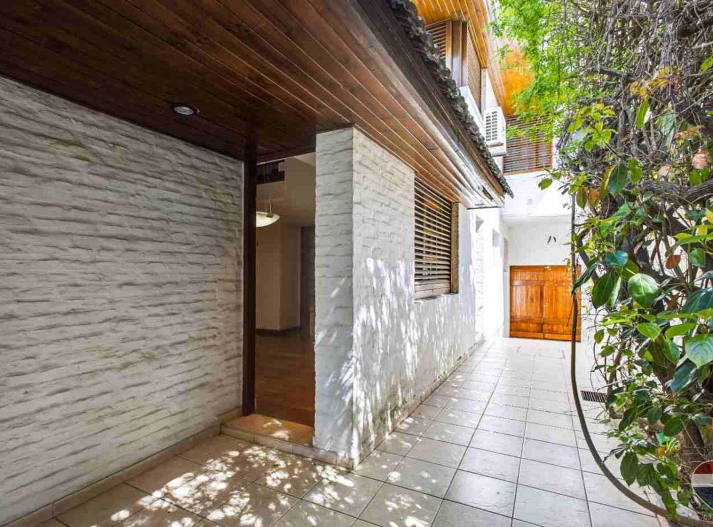 Foto de CASA EN VENTA LA PLATA 4 DORMITORIOS DE CATEGORIA, imagen 2