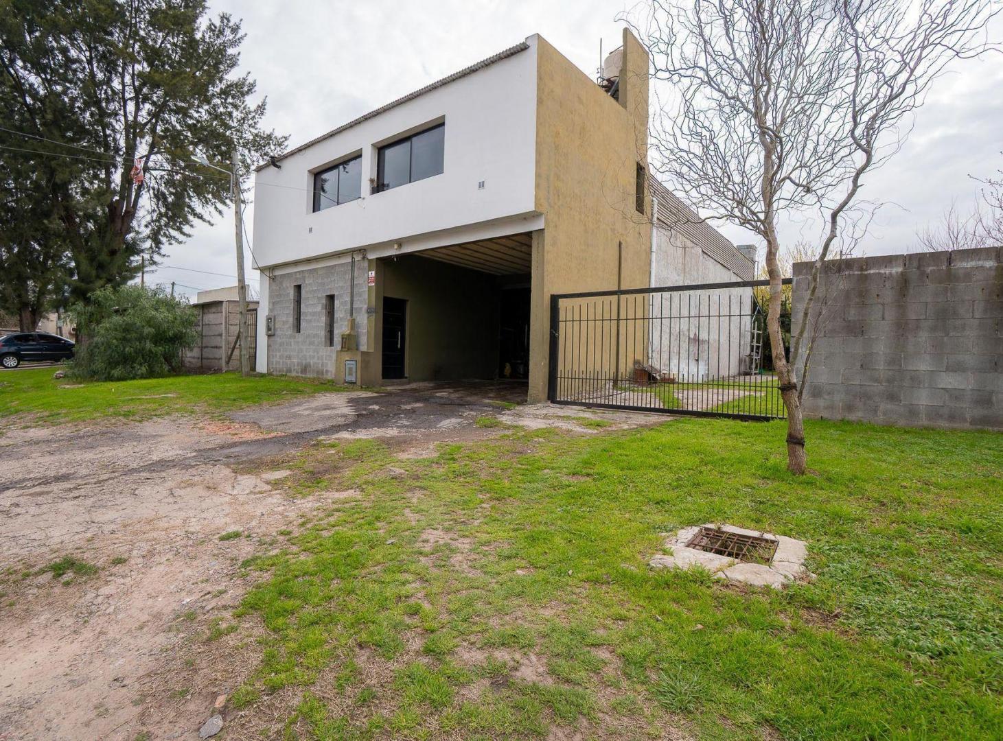 Foto de GALPON TALLER CON DEPARTAMENTO EN VENTA LA PLATA, imagen 3