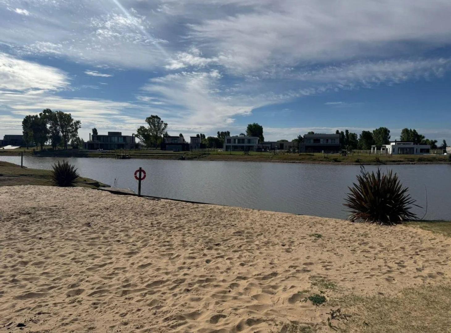Foto de LOTE EN VENTA AREA 60 LA VICTORIA, imagen 2
