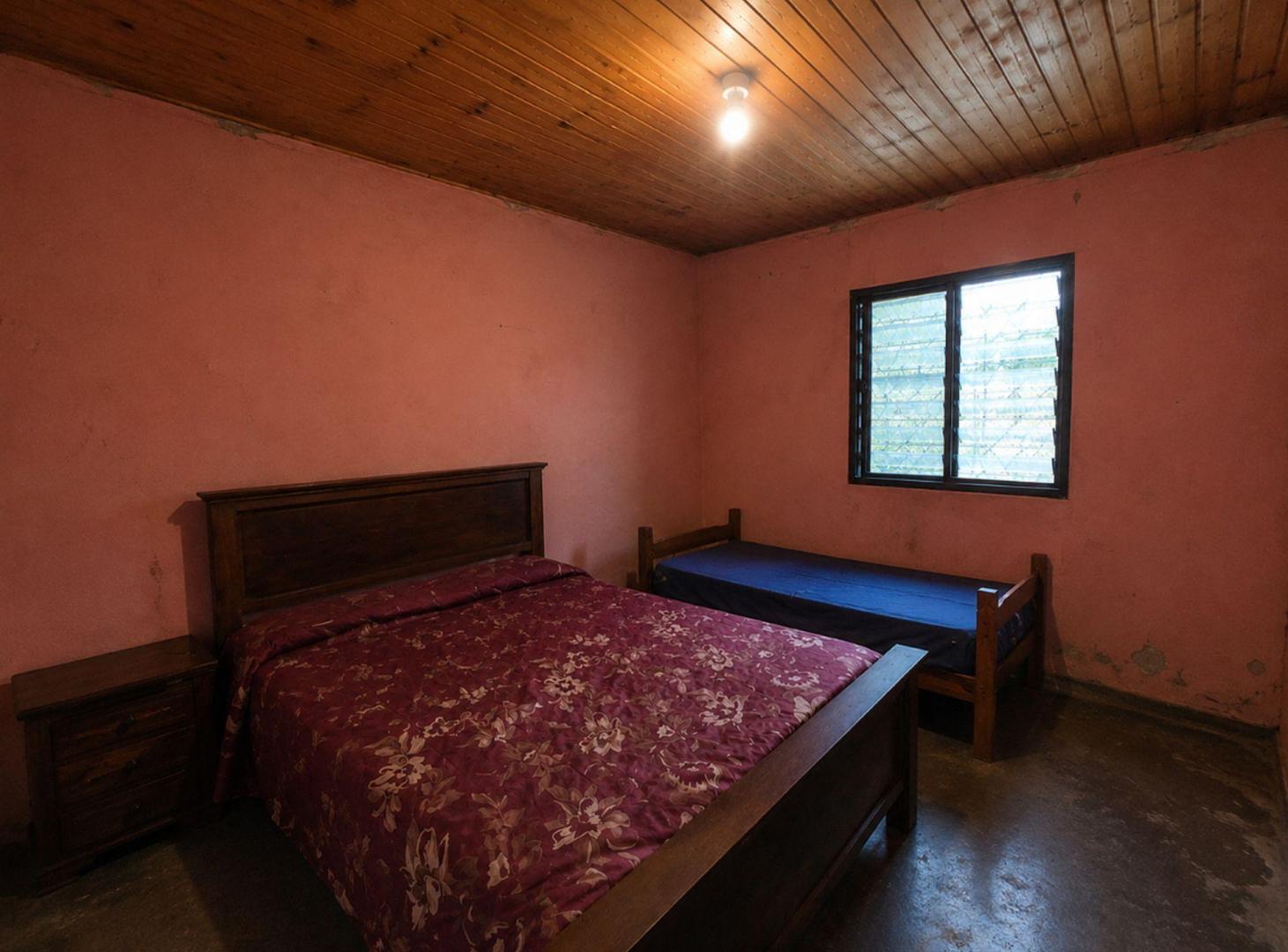 Foto de LOTE VENTA LA PLATA C/ CASA A REFACCIONAR- DEMOLER, imagen 4