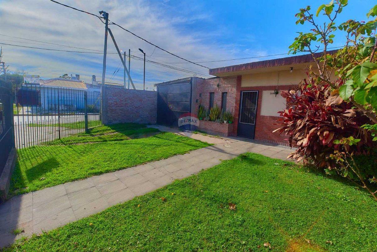 Foto de CASA EN VENTA QUILMES OESTE 3 DORMITORIOS PARQUE, imagen 5