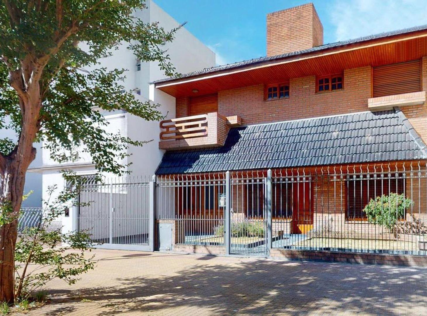 Foto de CASA EN VENTA LA PLATA 3 DORMITORIOS, imagen 1