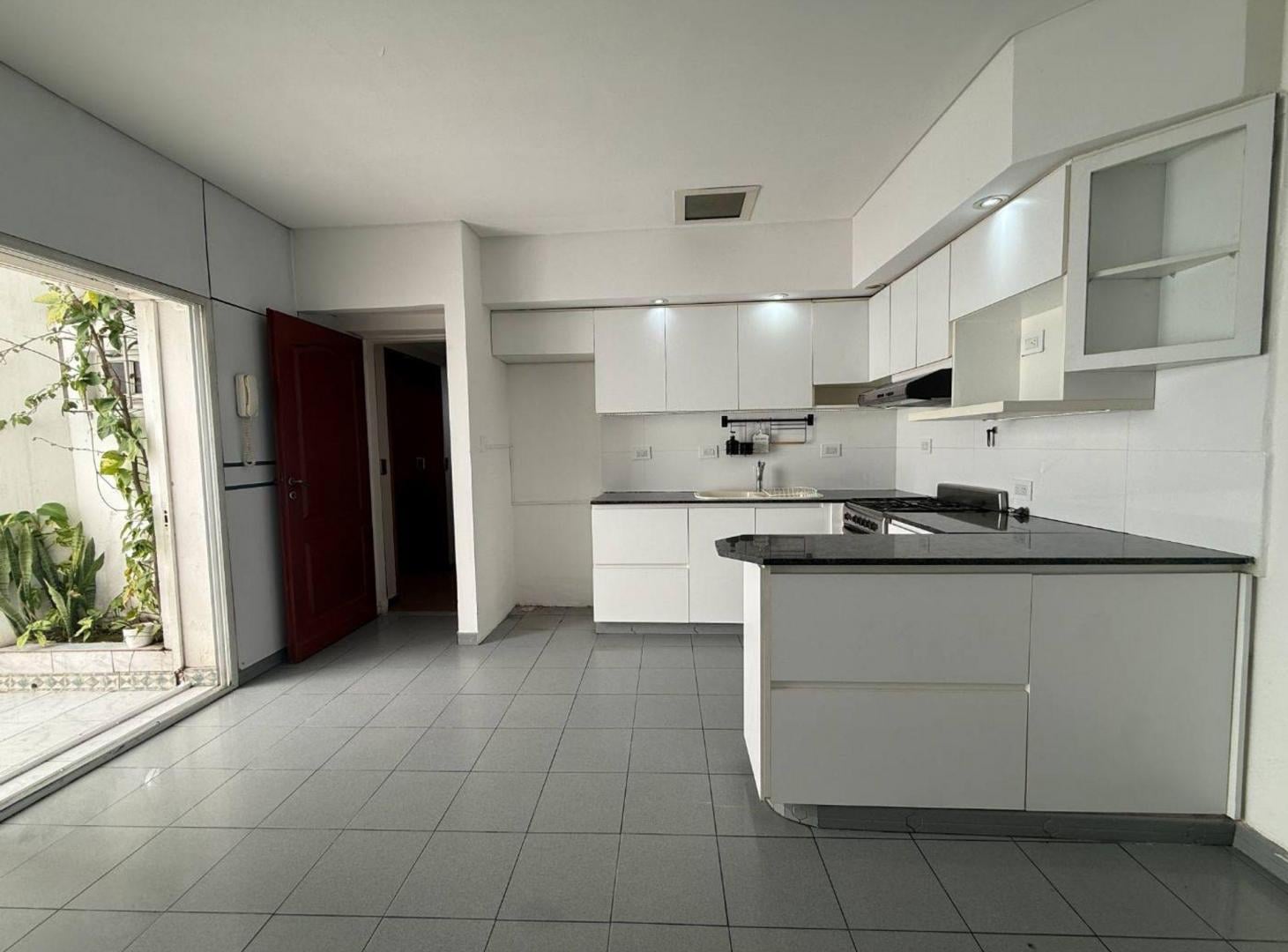 Foto de CASA EN VENTA ALMAGRO DUPLEX 4 AMBIENTES, imagen 2