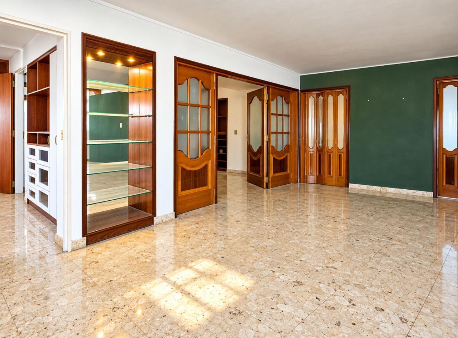 Foto de DEPARTAMENTO EN VENTA LA PLATA 4 DORMITORIOS, imagen 4