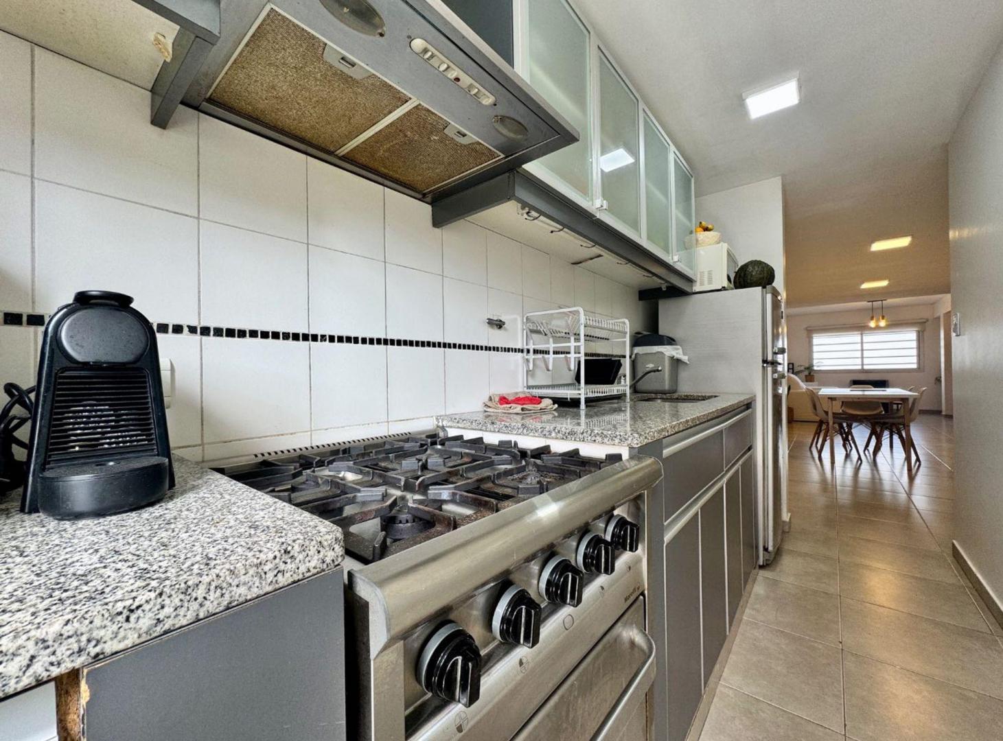 Foto de Departamento Venta La Plata 2 dormitorios cocheras, imagen 5