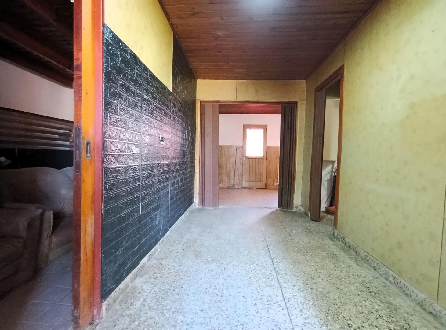Foto de CASA EN VENTA BERISSO A RECICLAR 2 DORMITORIOS, imagen 4