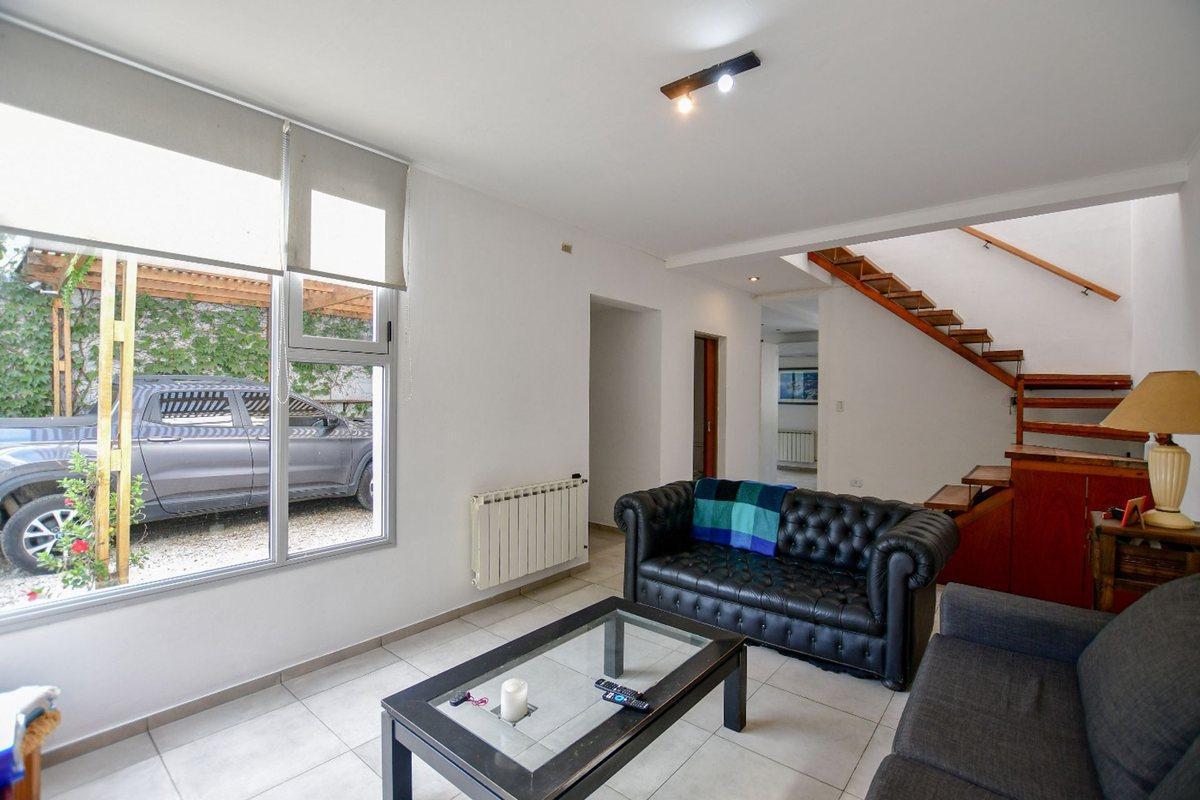 Foto de CASA EN VENTA GONNET 3 DORMITORIOS, imagen 4