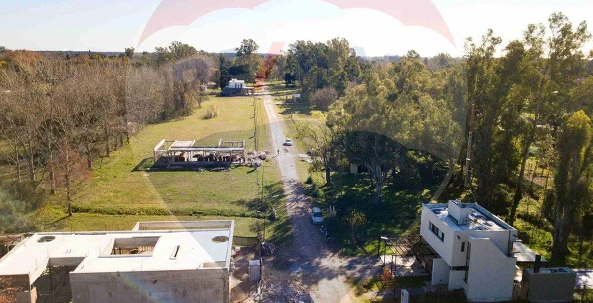 Foto de LOTE EN VENTA EN BARRIO CERRADO LOS CIRUELOS, imagen 4
