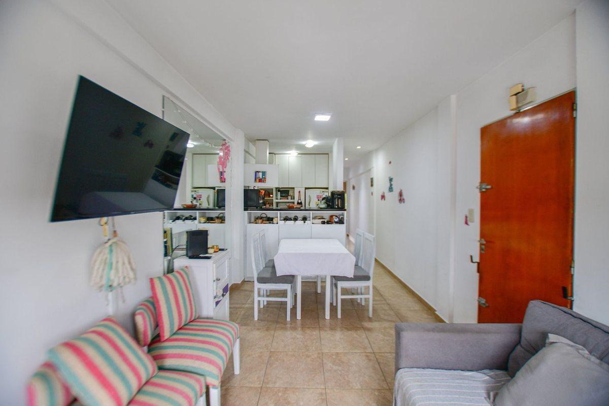 Foto de DEPARTAMENTO VENTA LA PLATA 1 DORMITORIO COCHERA, imagen 1
