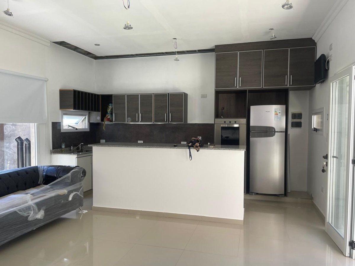 Foto de CASA EN VENTA BRANDSEN 2 DORMITORIOS, imagen 1