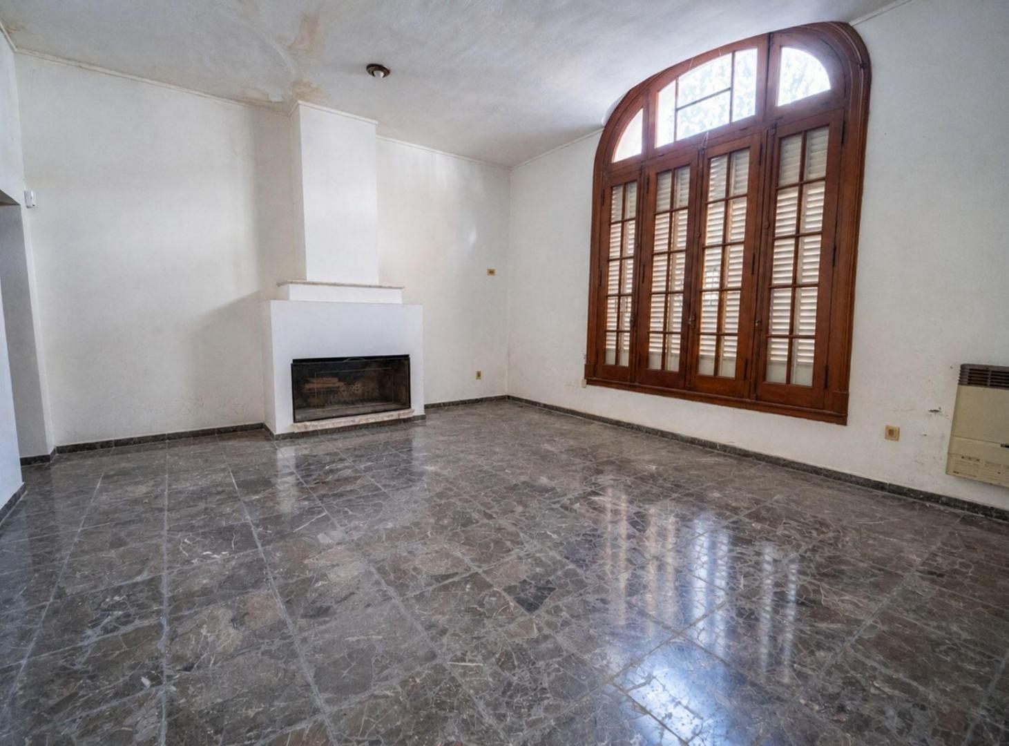 Foto de CASA ALQUILER LA PLATA COMERCIAL 10 AMBIENTES, imagen 1
