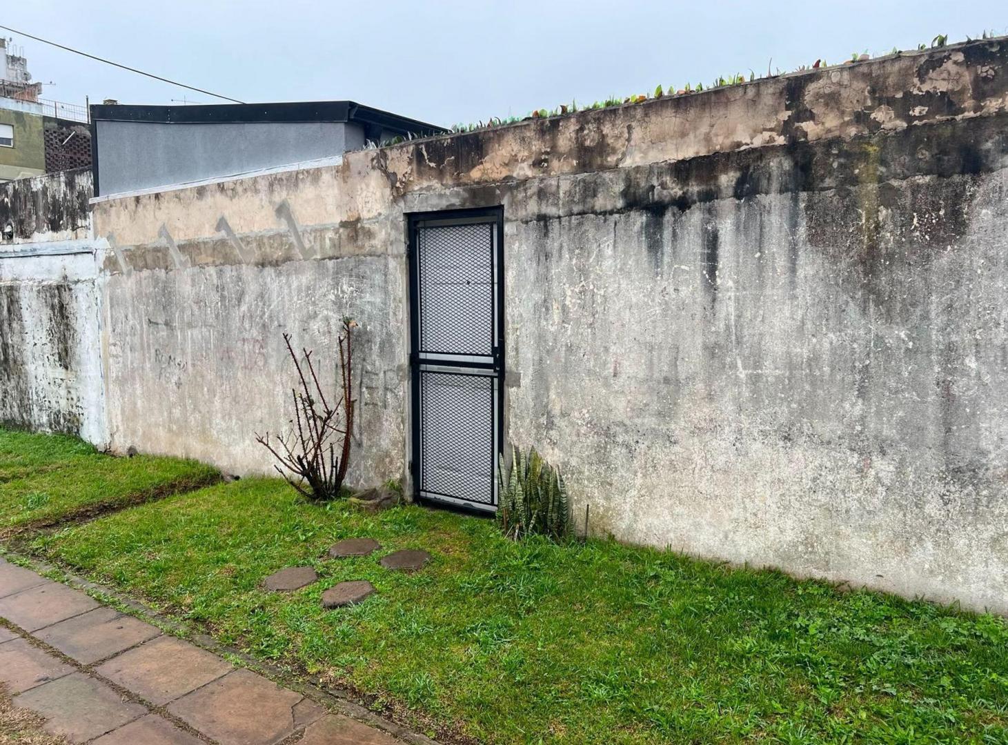 Foto de CASA 3 DORMITORIOS + DEPARTAMENTO VENTA LA PLATA, imagen 2