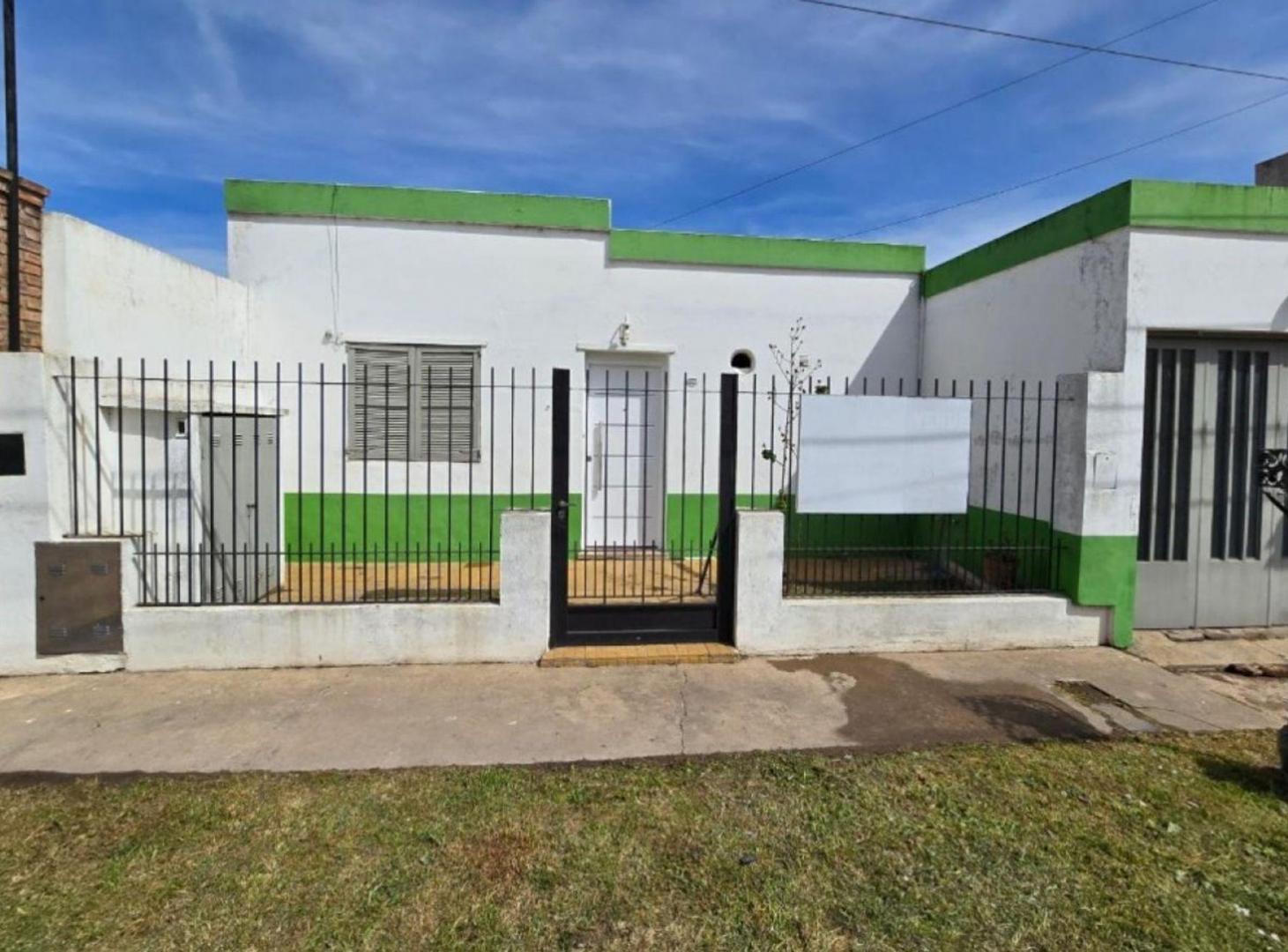 Foto de CASA EN VENTA LA PLATA 2 DORMITORIOS, imagen 4