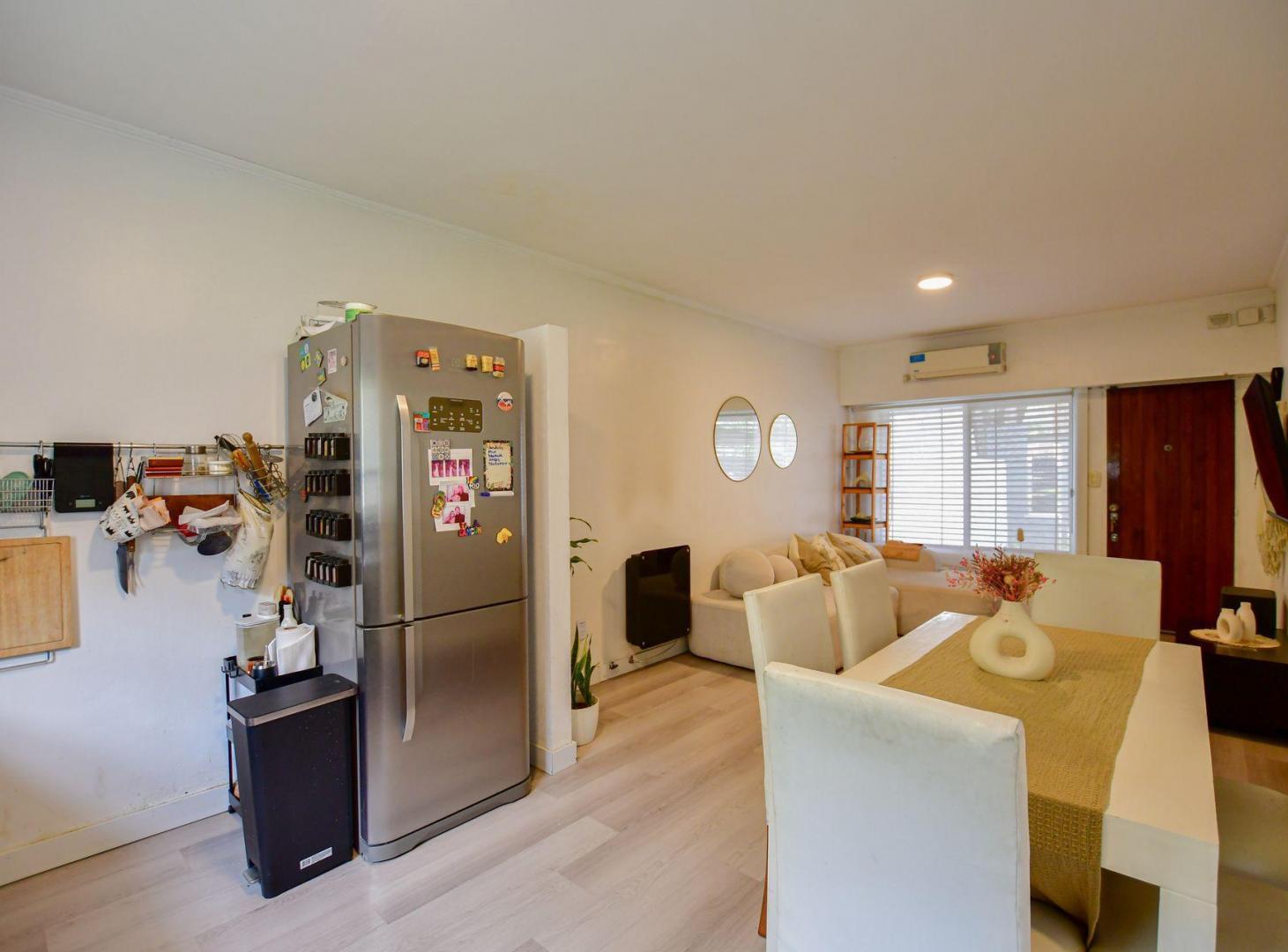 Foto de CASA VENTA RINGUELET 4 DORMITORIOS C/ PARQUE, imagen 2