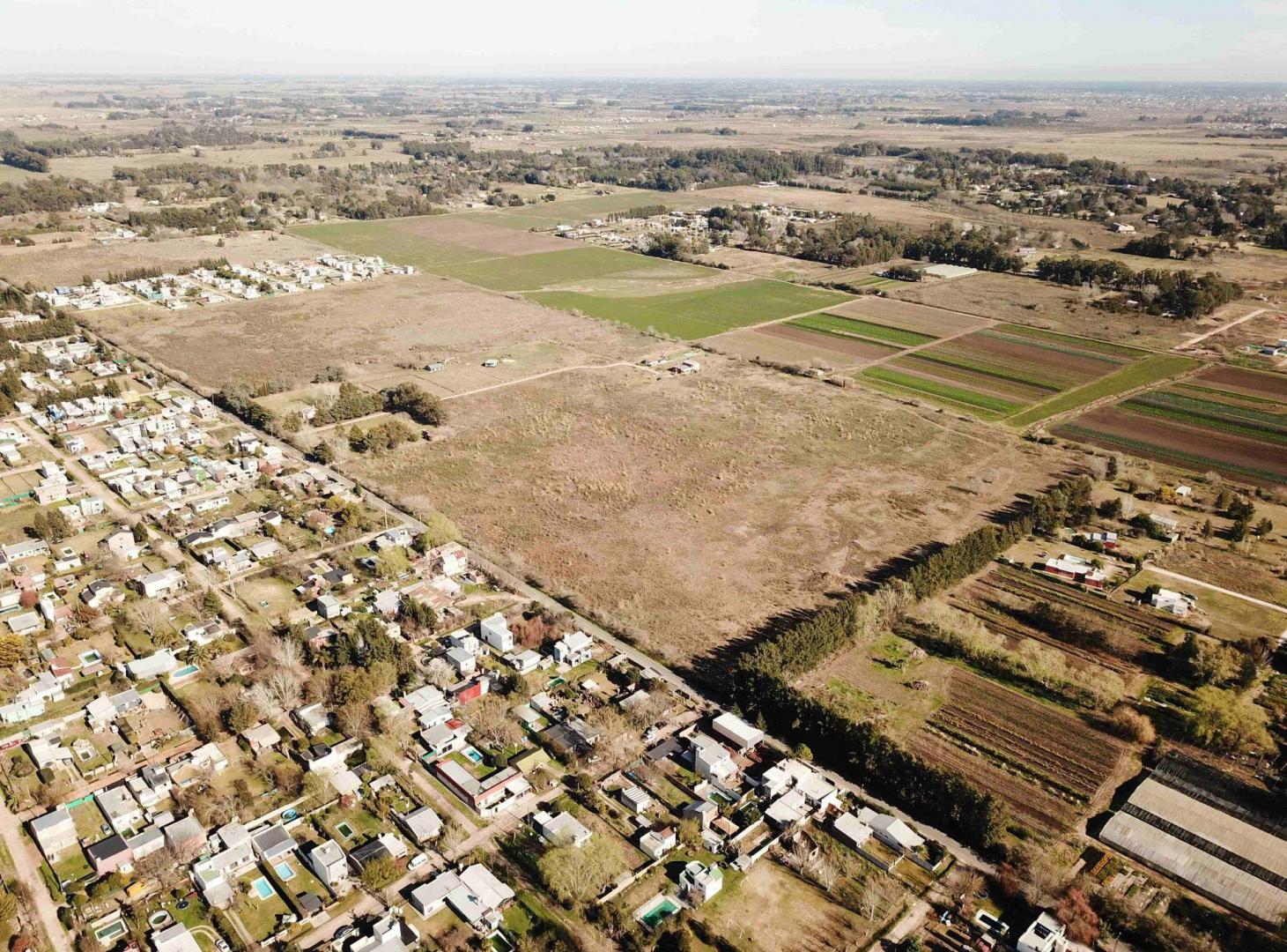 Foto de FRACCIÓN EN VENTA EN PARQUE SICARDI 5 HECTÁREAS, imagen 2
