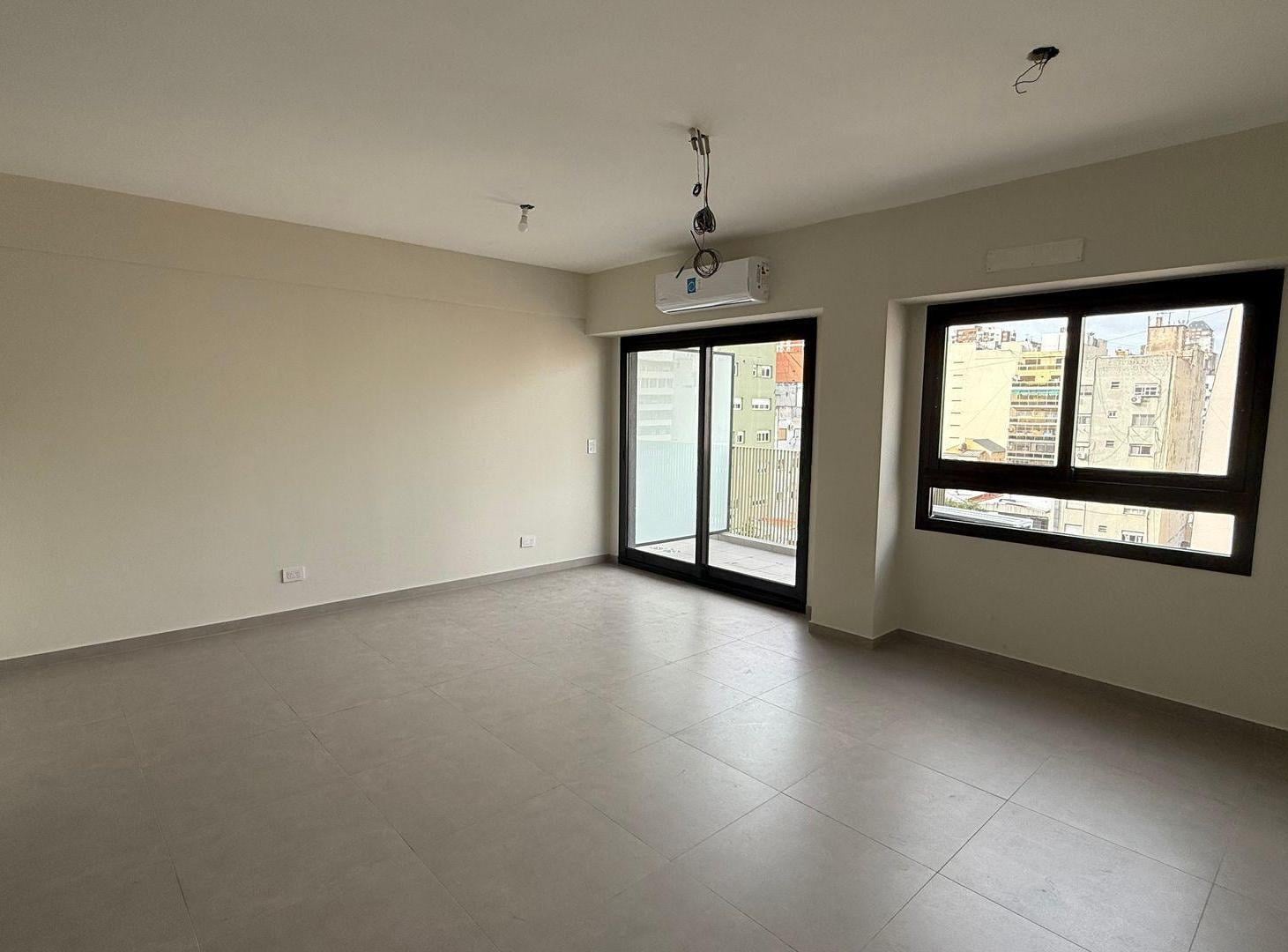 Foto de DEPARTAMENTO VENTA ALMAGRO 1 AMBIENTE DIVISIBLE, imagen 3
