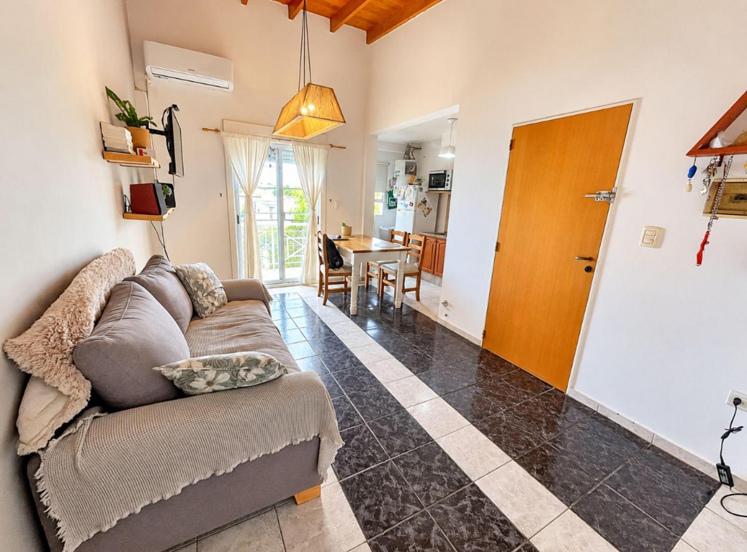 Foto de DEPARTAMENTO EN VENTA LA PLATA 1 DORMITORIO BALCON, imagen 1