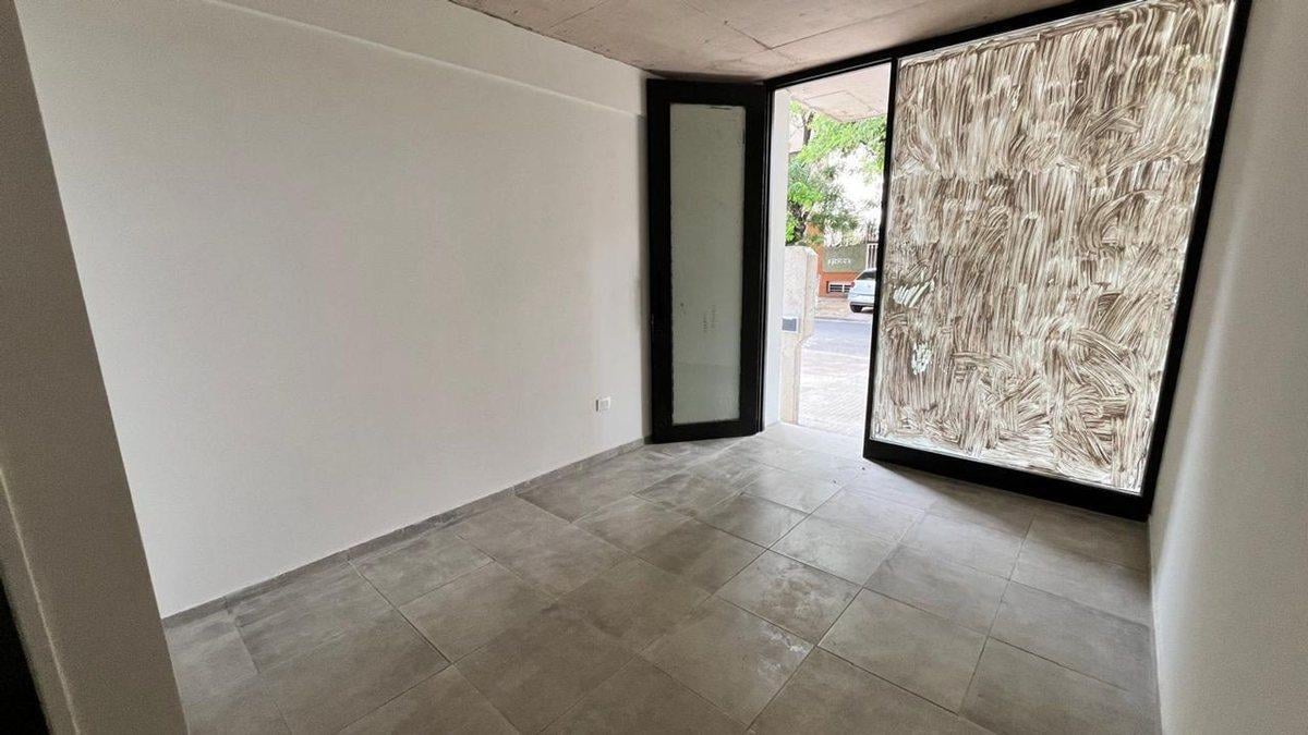 Foto de LOCAL EN VENTA LA PLATA, imagen 3