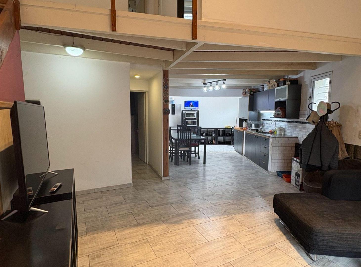 Foto de CASA EN VENTA TOLOSA 3 DORMITORIOS EN LOTE PROPIO, imagen 2