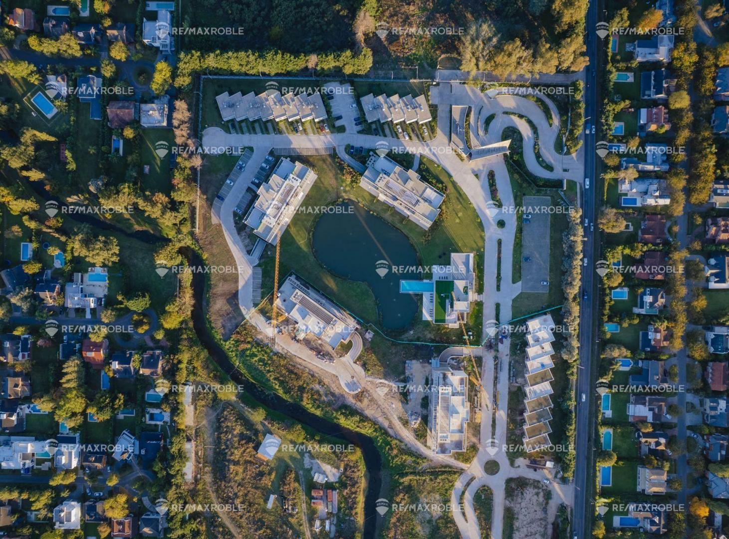 Foto de TOWNHOUSE EN ALQUILER EN LUCIÉRNAGAS 5 AMBIENTES, imagen 3