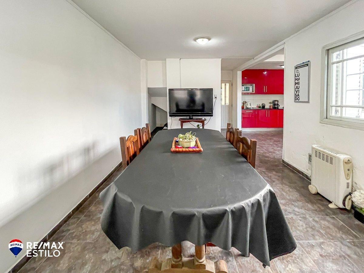 Foto de PH EN VENTA LOS HORNOS 3 DORMITORIOS GARAGE 88 m2, imagen 4