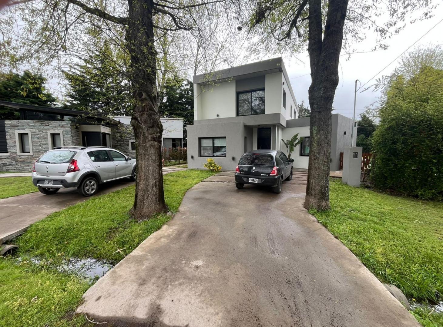 Foto de Casa en venta Berazategui Country Club El Pato, imagen 2