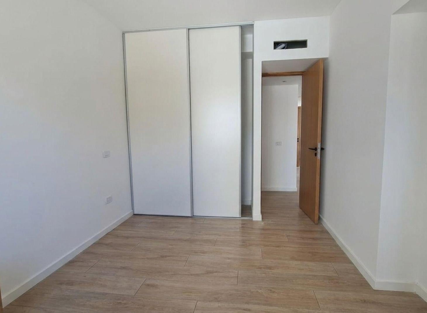 Foto de DEPARTAMENTO VENTA LA PLATA 1 DORMITORIO ESTRENAR, imagen 4