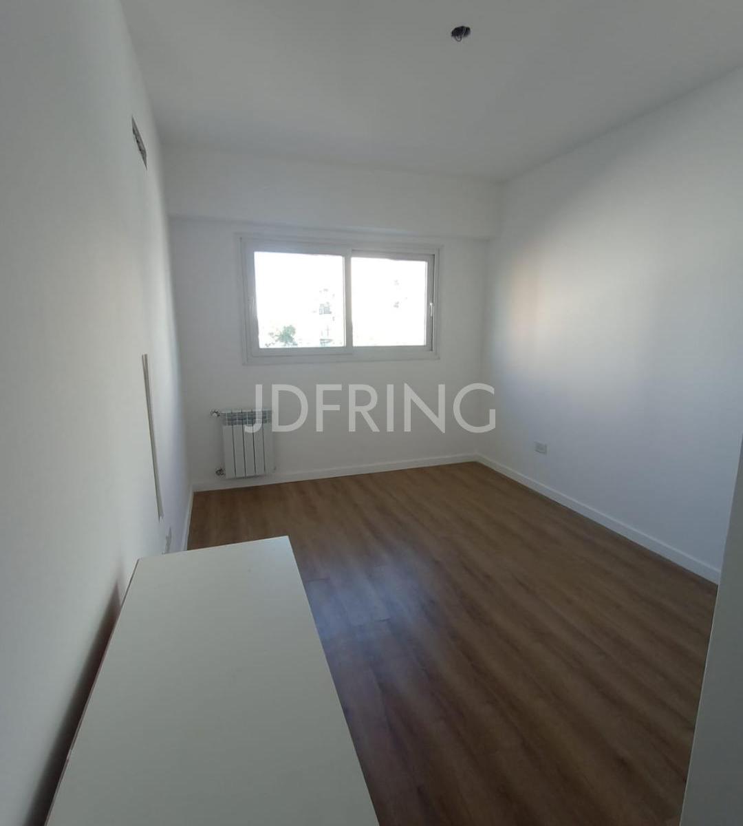 Departamento de 4 Ambientes con Balcon 5