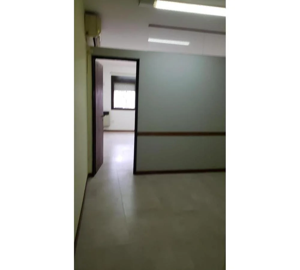 VENTA - Depto. monoambiente sobre H. Yrigoyen entre Garibald