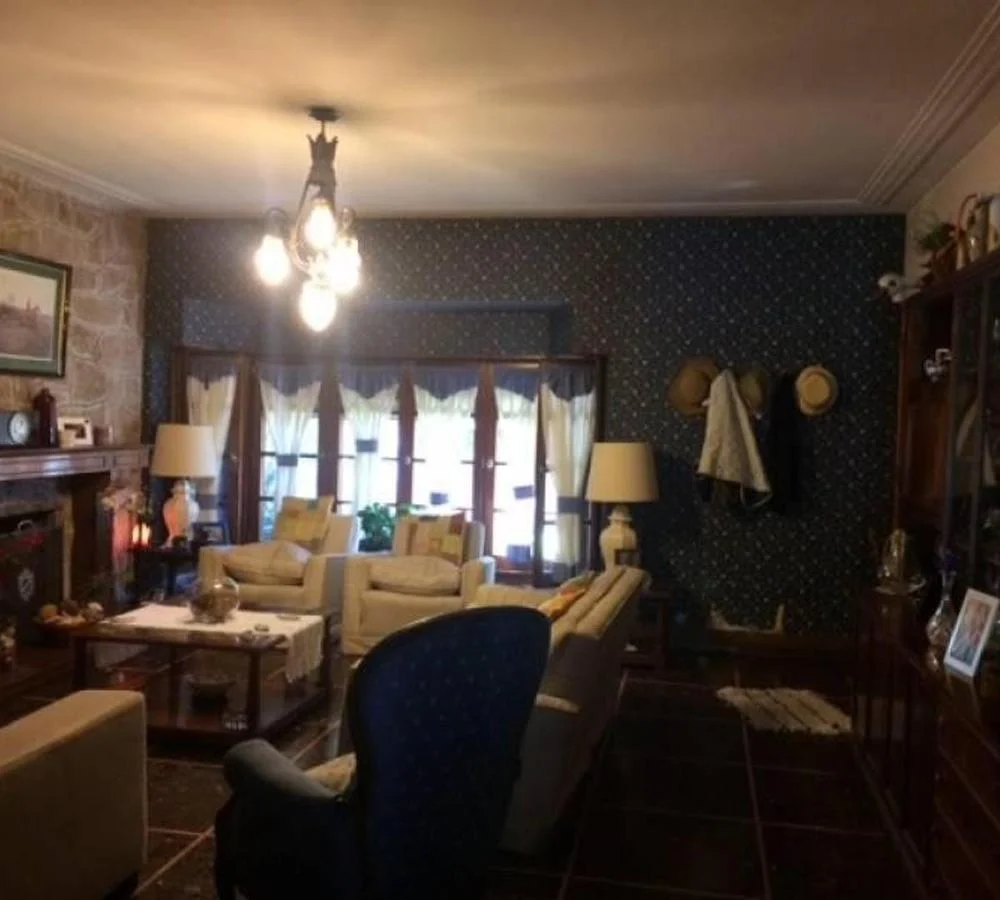 Venta - Chalet 4 amb. en Quilmes Residencial c/ piscina y qu