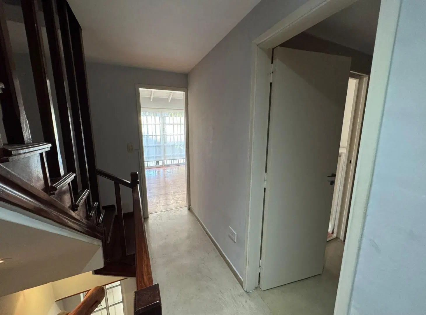 VENTA - Excelente PH tipo triplex con cochera cubierta - APTO PERMUTA - USD110.000 3
