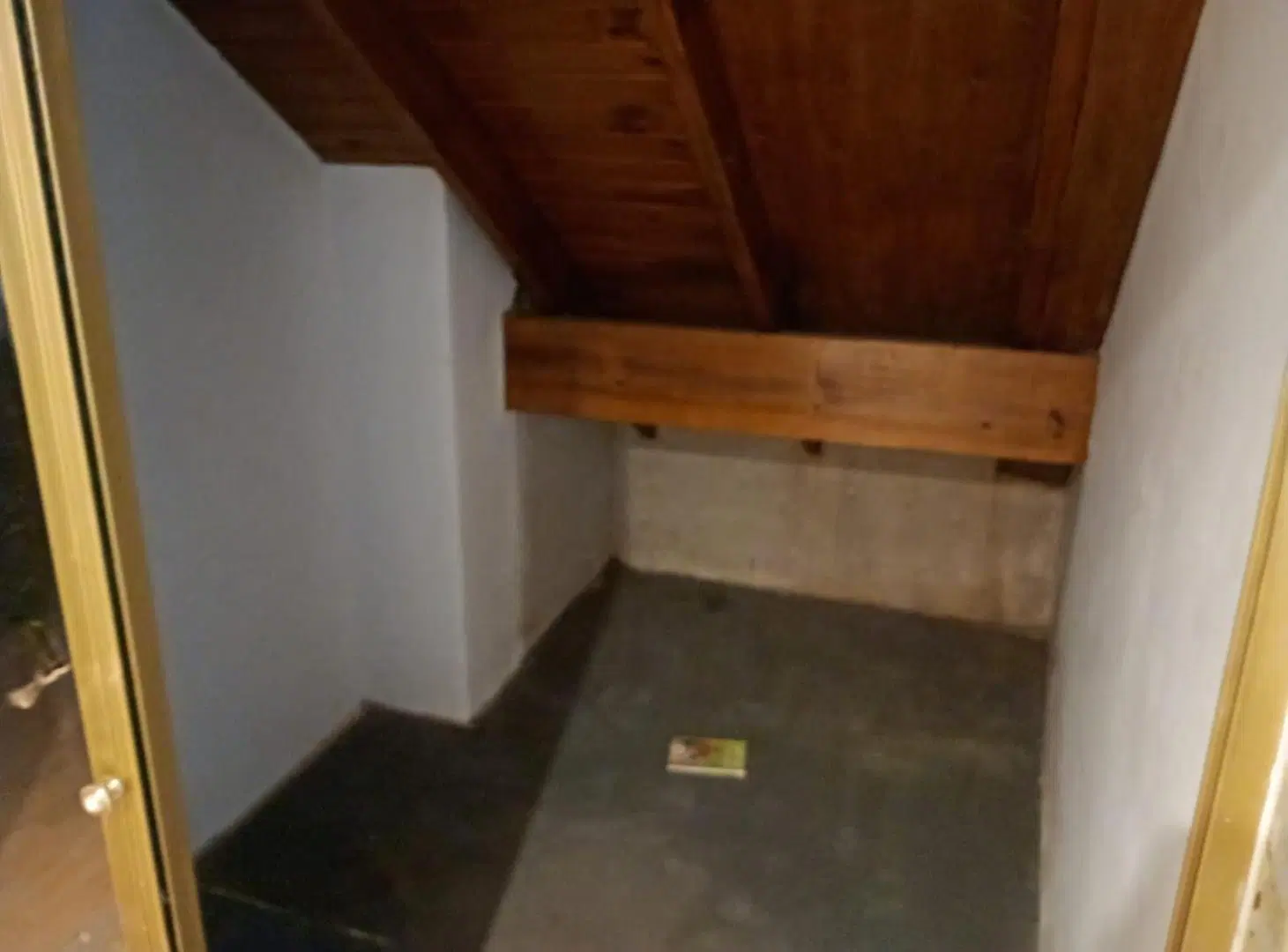 VENTA - Depto. 2 amb. en 2do piso por escalera - QUILMES CENTRO 5