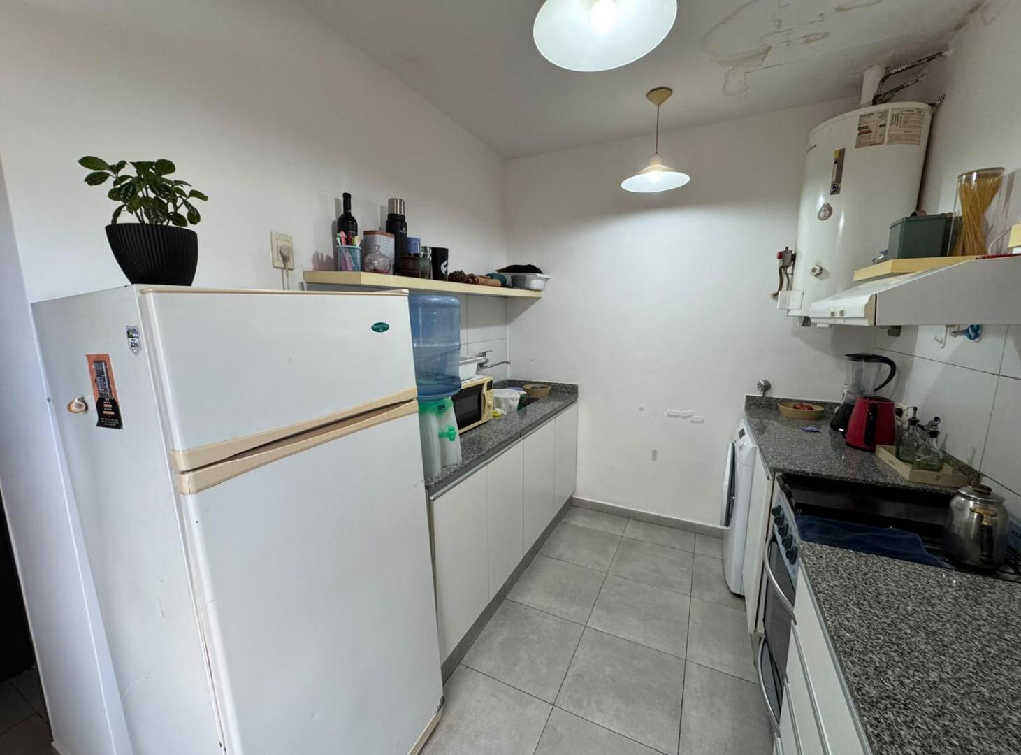 Foto de ALQUILER - Depto 2 ambientes c/ terraza exclusiva - QUILMES CENTRO, imagen 2