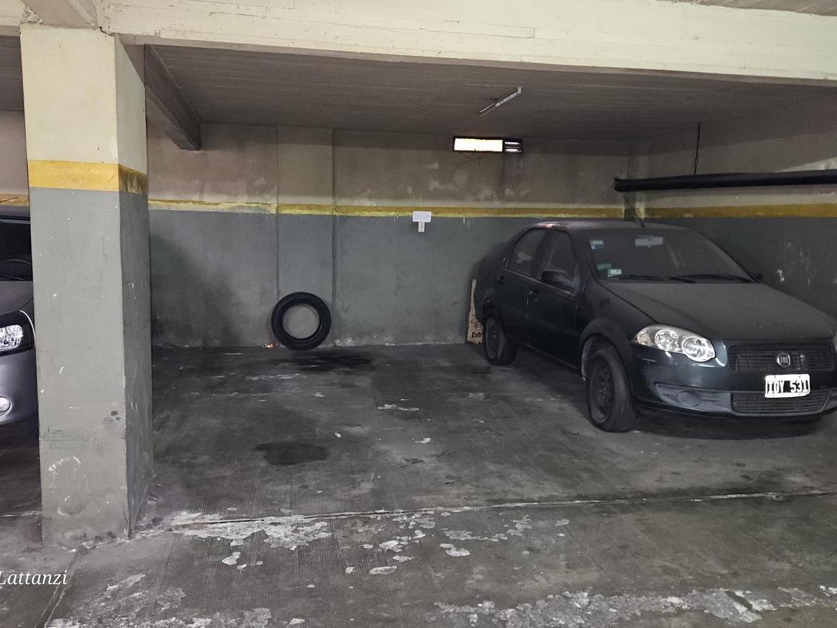 Venta Departamento 75 m² en San Martin, 2 Habitaciones, Lavadero, 1 Cochera 2