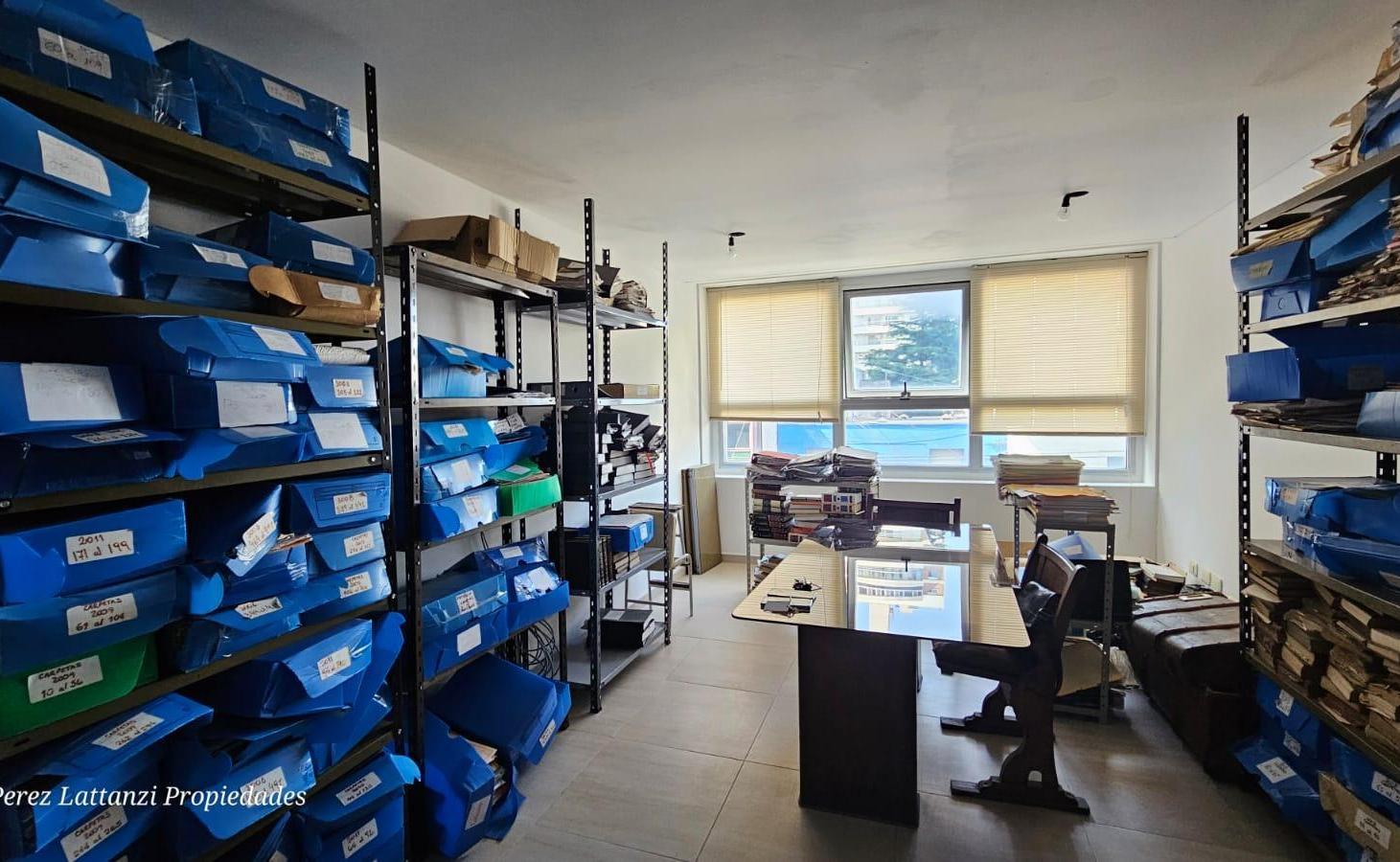 Venta Oficina 21 m2 en Caseros