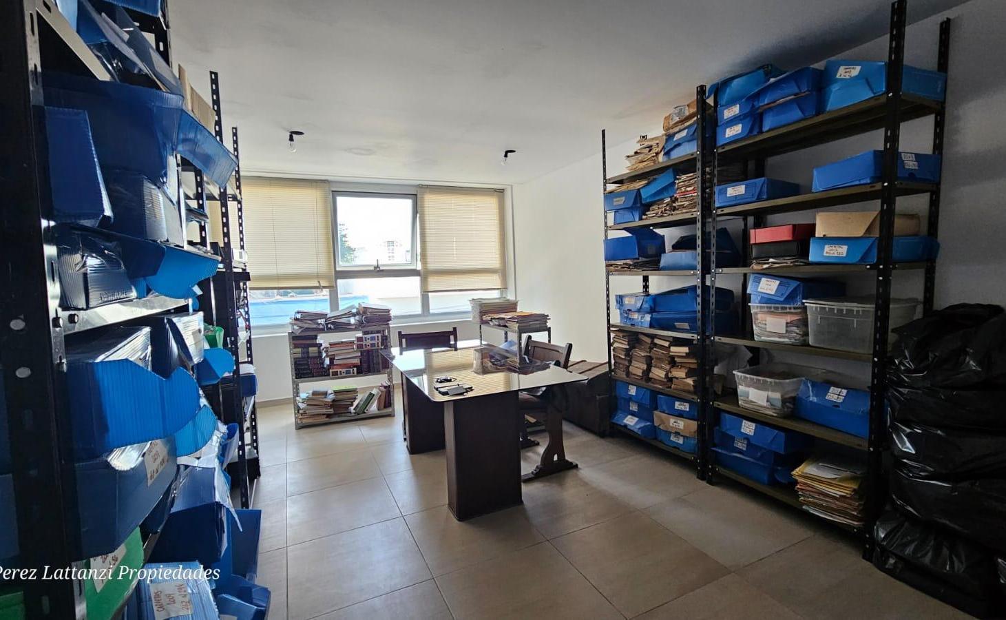 Foto de Venta Oficina 21 m2 en Caseros, imagen 2