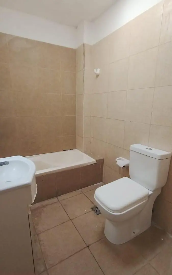 Alquiler departamento monoambiente de 27 m2 aprox en Caseros 5