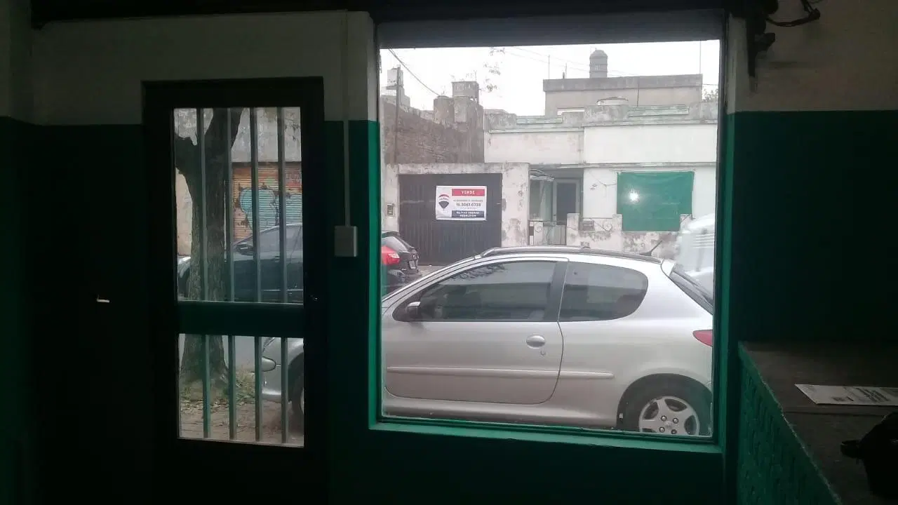Alquiler Local de 25 m2 en Caseros 3